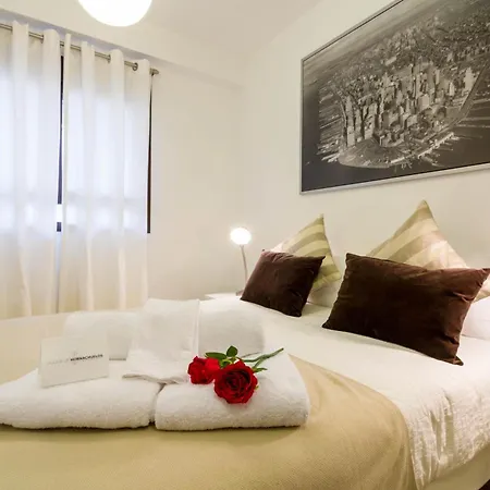 公寓 霍纳什勒斯伯爵旅游公寓酒店 *